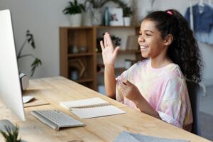 How Online Elementary Schools Help Kids Develop Skills