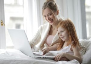 How Online Elementary School Programs Boost Family Time