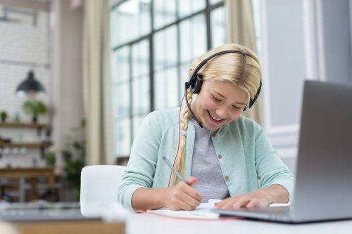 Debate On Effectiveness of Online School Education