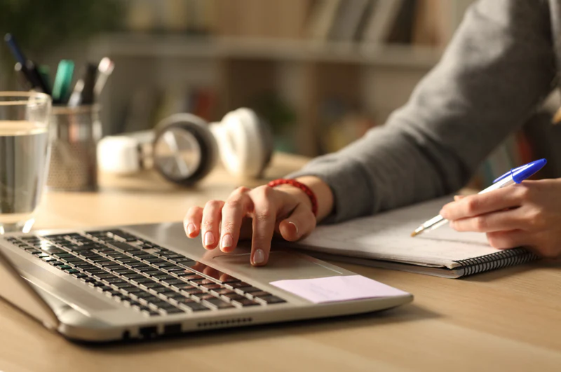 How Can Online Schools Help High School Dropouts?