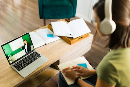 How to Switch Schools: A Step-by-Step Guide for a Seamless Transition to Online Learning